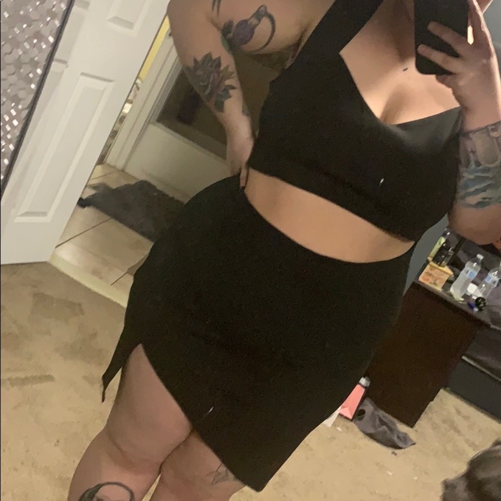 Black bodycon dress - Picture 2 of 2